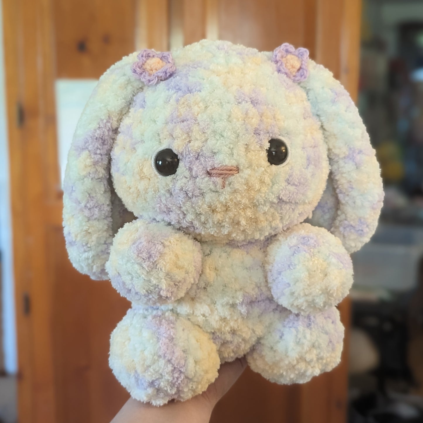 HECHO A PEDIDO Jumbo Fluffy Lavanda Miel Conejito Crochet Plushie