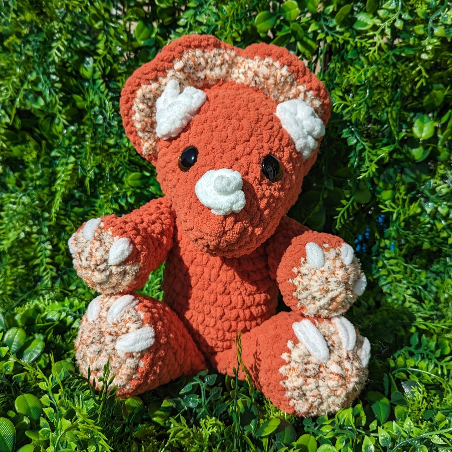 Jumbo Pumpkin Spice Latte Triceratops Dinosaurio Crochet Peluche