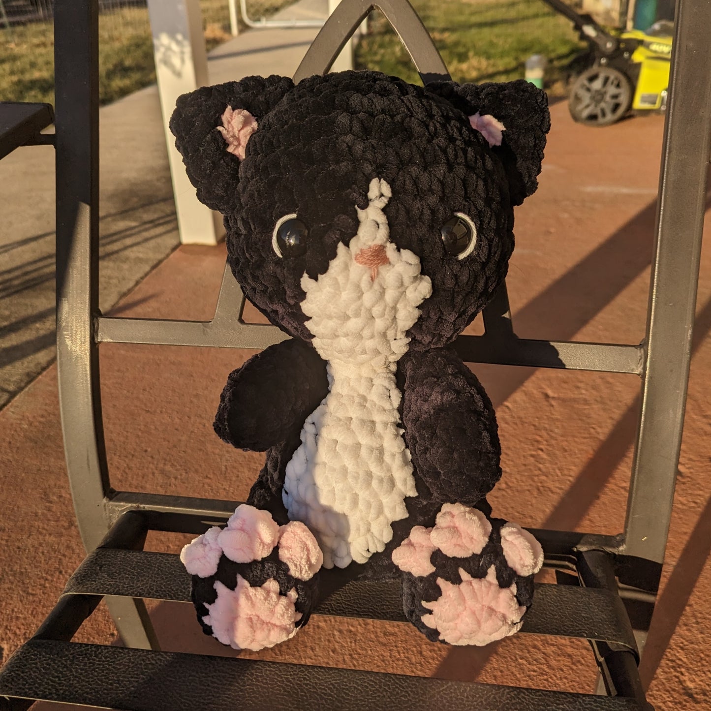 Tuxedo Black and White Cat Crochet Pattern // NOT A PHYSICAL ITEM