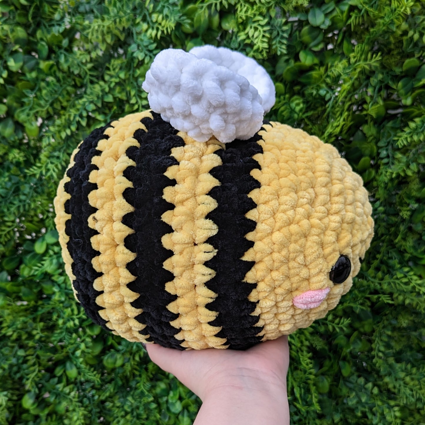 MADE TO ORDER Jumbo Classic Bee Crochet Plushie