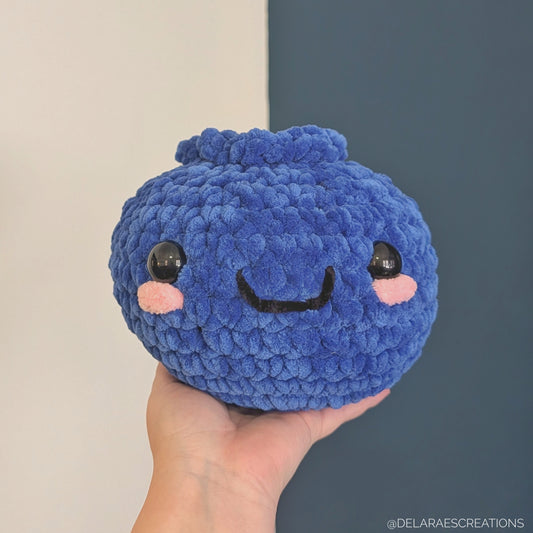 HECHO A PEDIDO Jumbo Blueberry Crochet Plushie