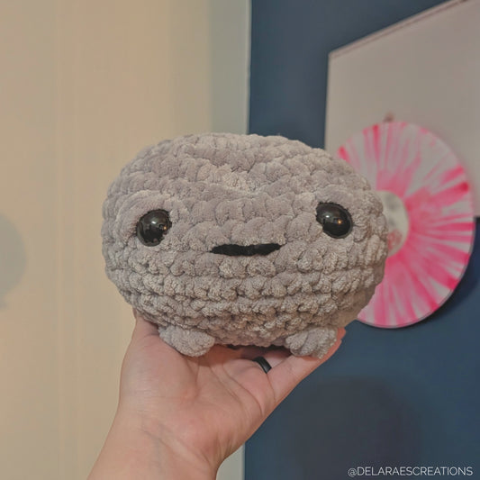 HECHO A PEDIDO Jumbo Triste Grumpy Rain Frog Crochet Plushie