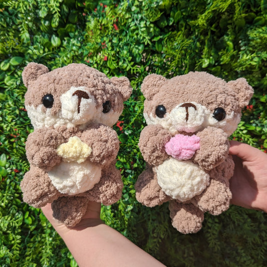 Fuzzy Baby Sea Otter Holding Sea Shell or Star Crochet Plushie [Archived]