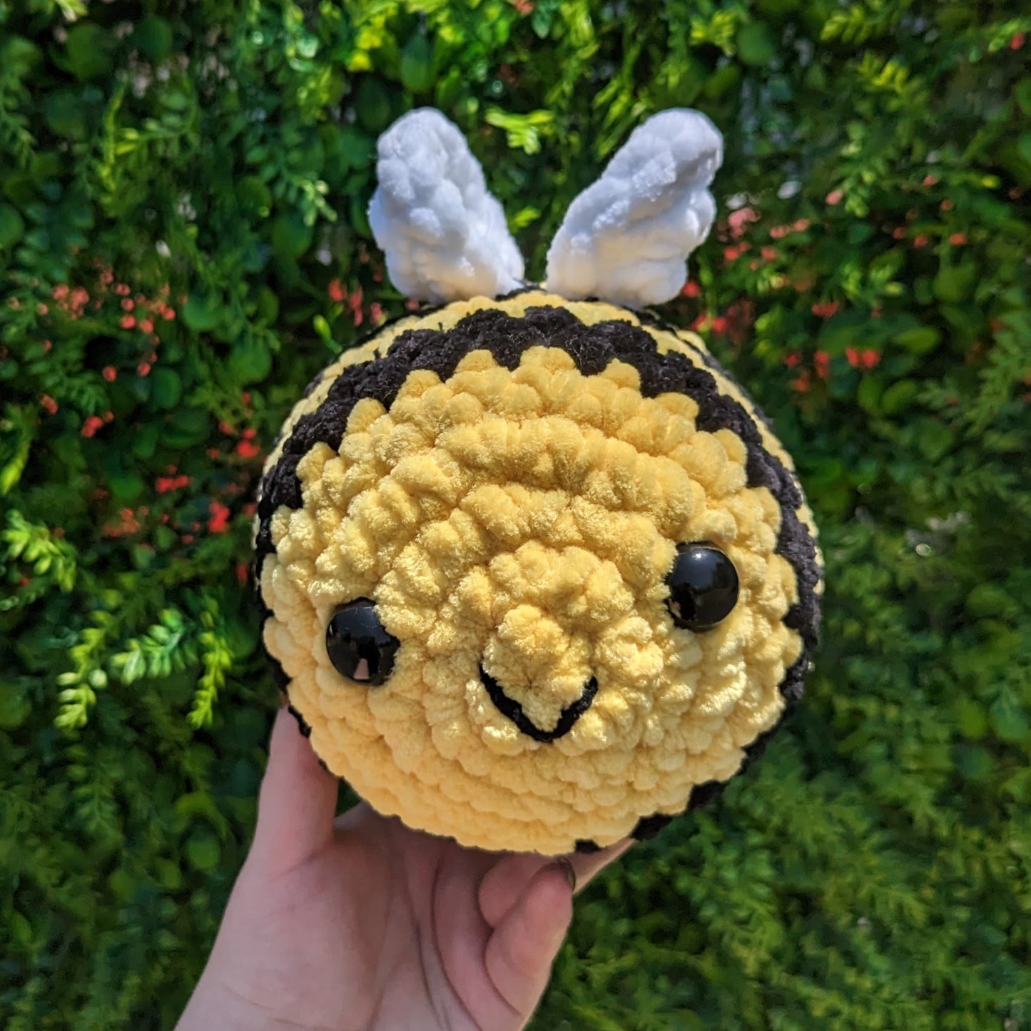 Classic Bee Crochet Plushie [Archived]