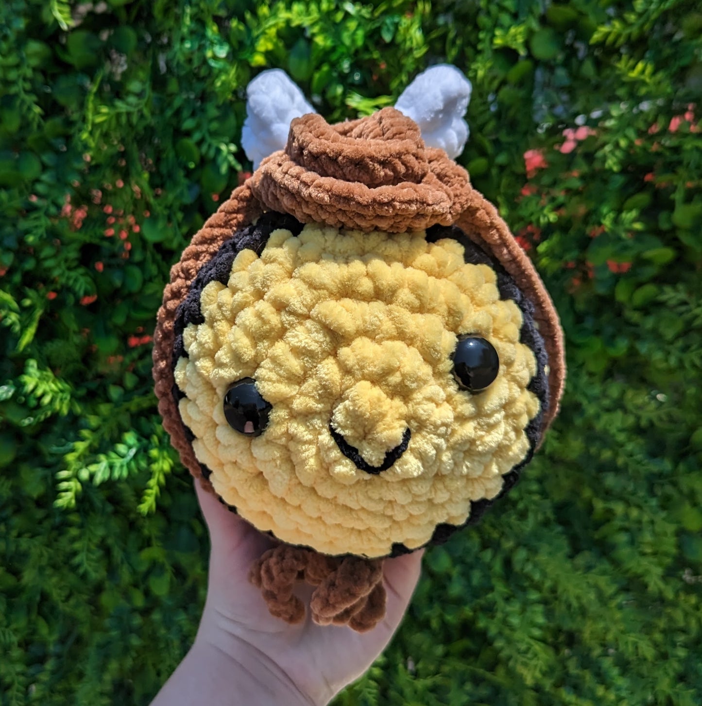 Cowboy Bee Crochet Plushie (removable hat) [Archived]