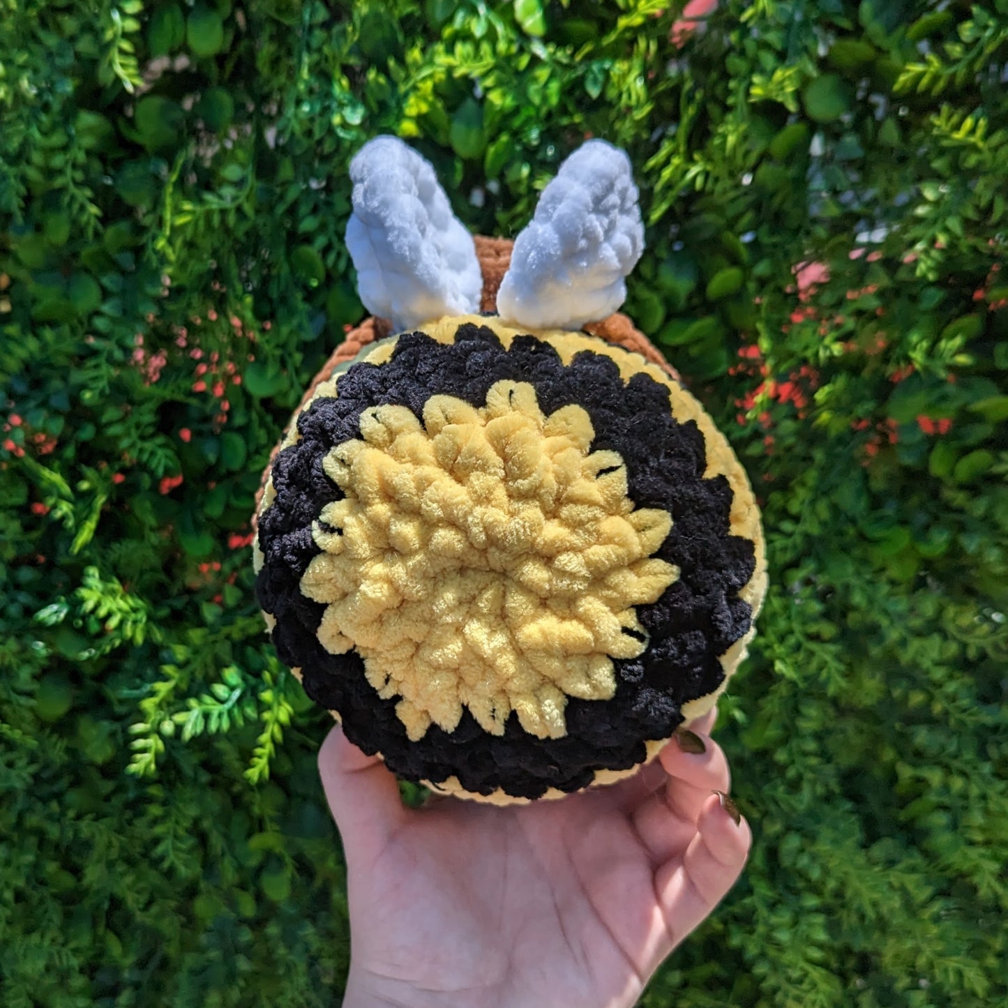 Cowboy Bee Crochet Plushie (removable hat) [Archived]