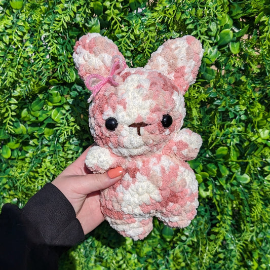Peluche de conejito rosa bebé en crochet [Archivado]