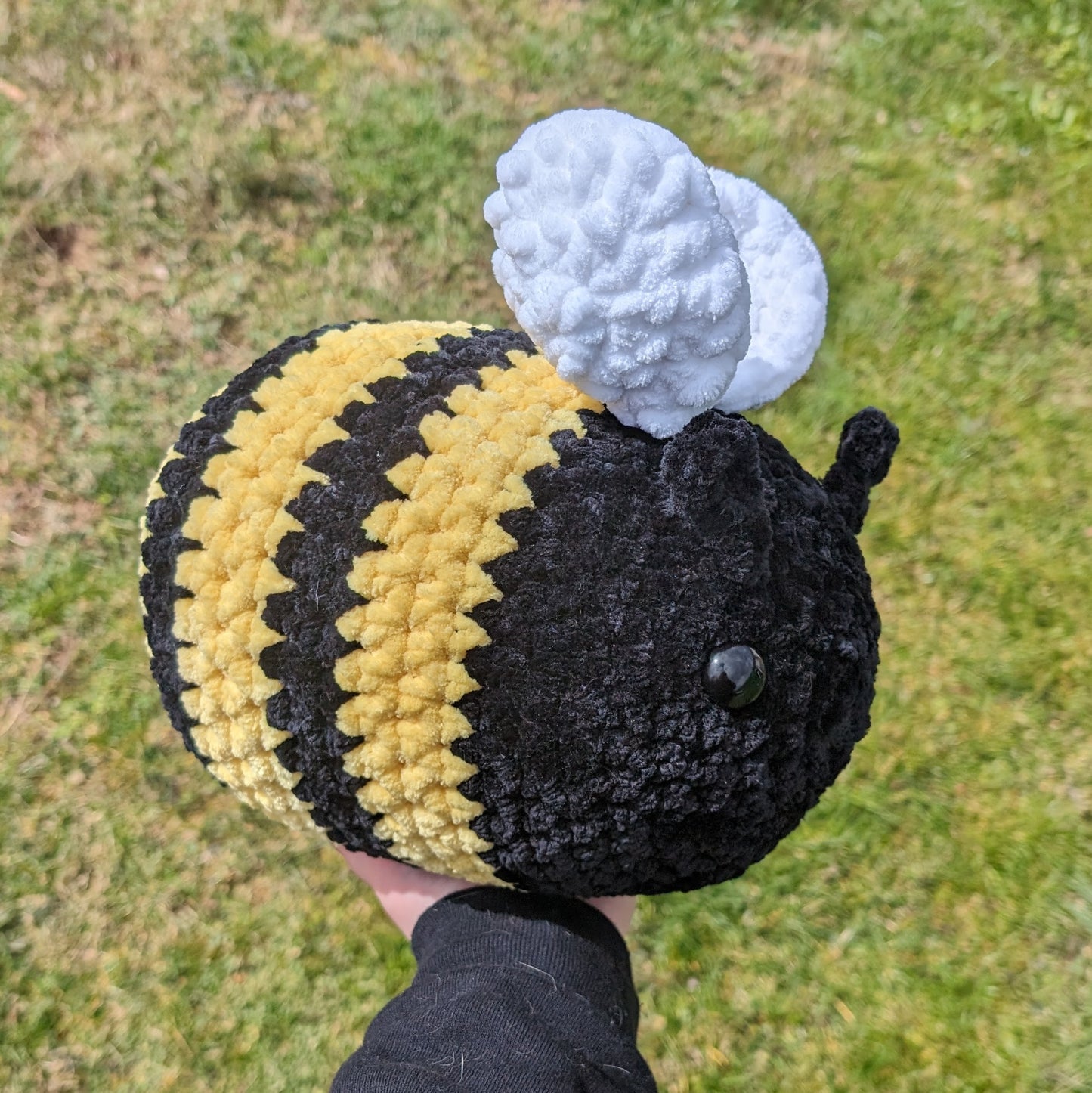 CUSTOM ORDER Jumbo Bee Crochet Plushie [Archived]