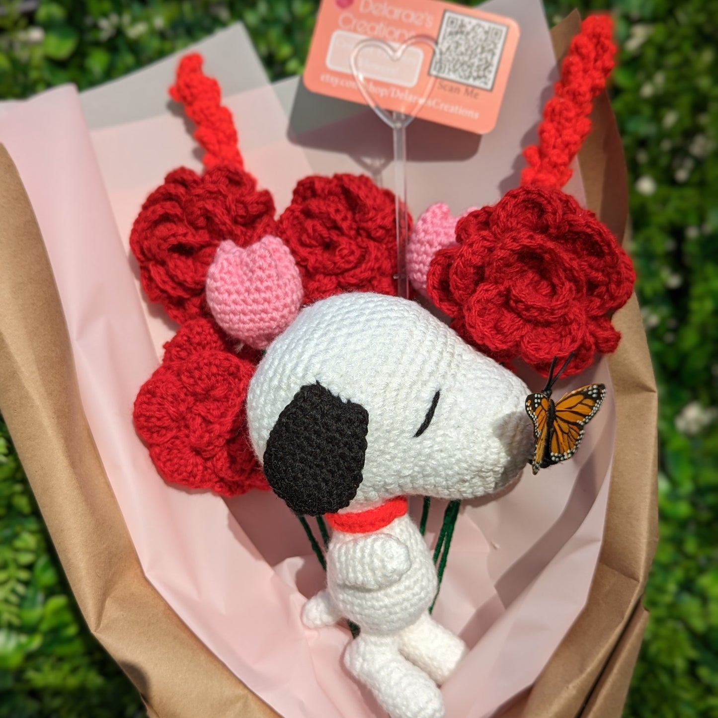Crochet Snoopy Floral Bouquet