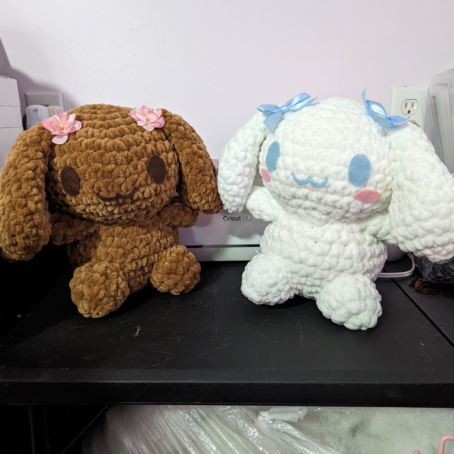 HECHO A PEDIDO Jumbo Kawaii Japonés Perro Blanco Conejito Crochet Peluche