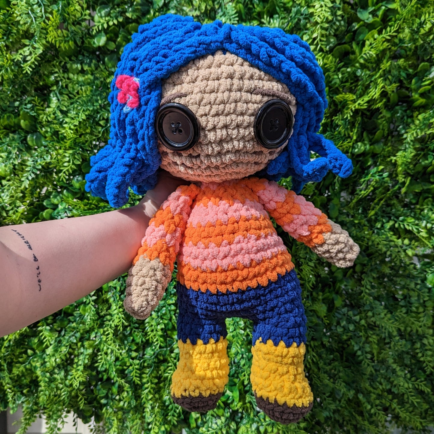 Jumbo Button-Eyed Girl Crochet Plushie (removable accessories) [Archived]