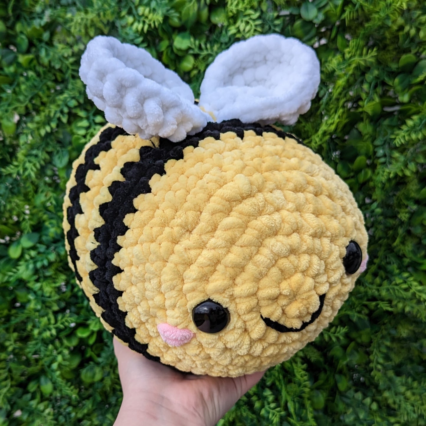 MADE TO ORDER Jumbo Classic Bee Crochet Plushie