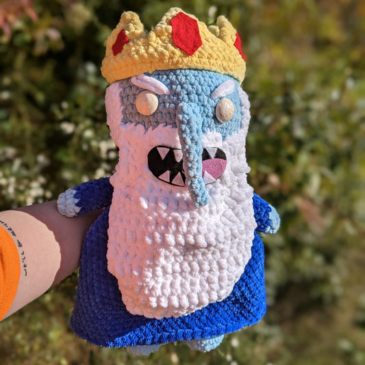 Peluche gigante de crochet del Rey Hielo [Archivado]