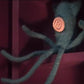 Peluche de crochet de calamar con ojos de botón gigante [Archivado]